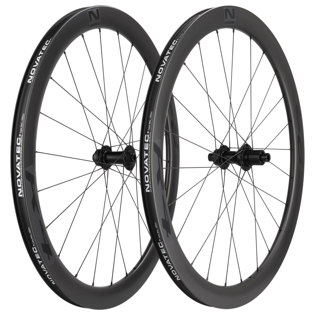 Novatec R4 Carbon Laufradsatz | 700C / 28 Zoll | Disc Clincher | 12x100 / 12x142 mm | Shimano Micro Spline - RAAAD.com