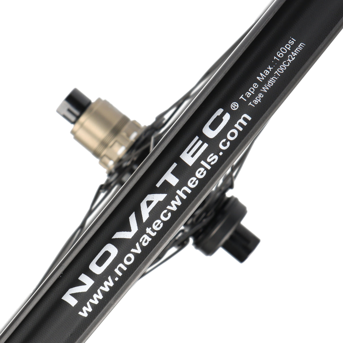 Novatec R4 Carbon Laufradsatz | 700C / 28 Zoll | Disc Clincher |12x100 / 12x142 mm | SRAM XDR - RAAAD.com