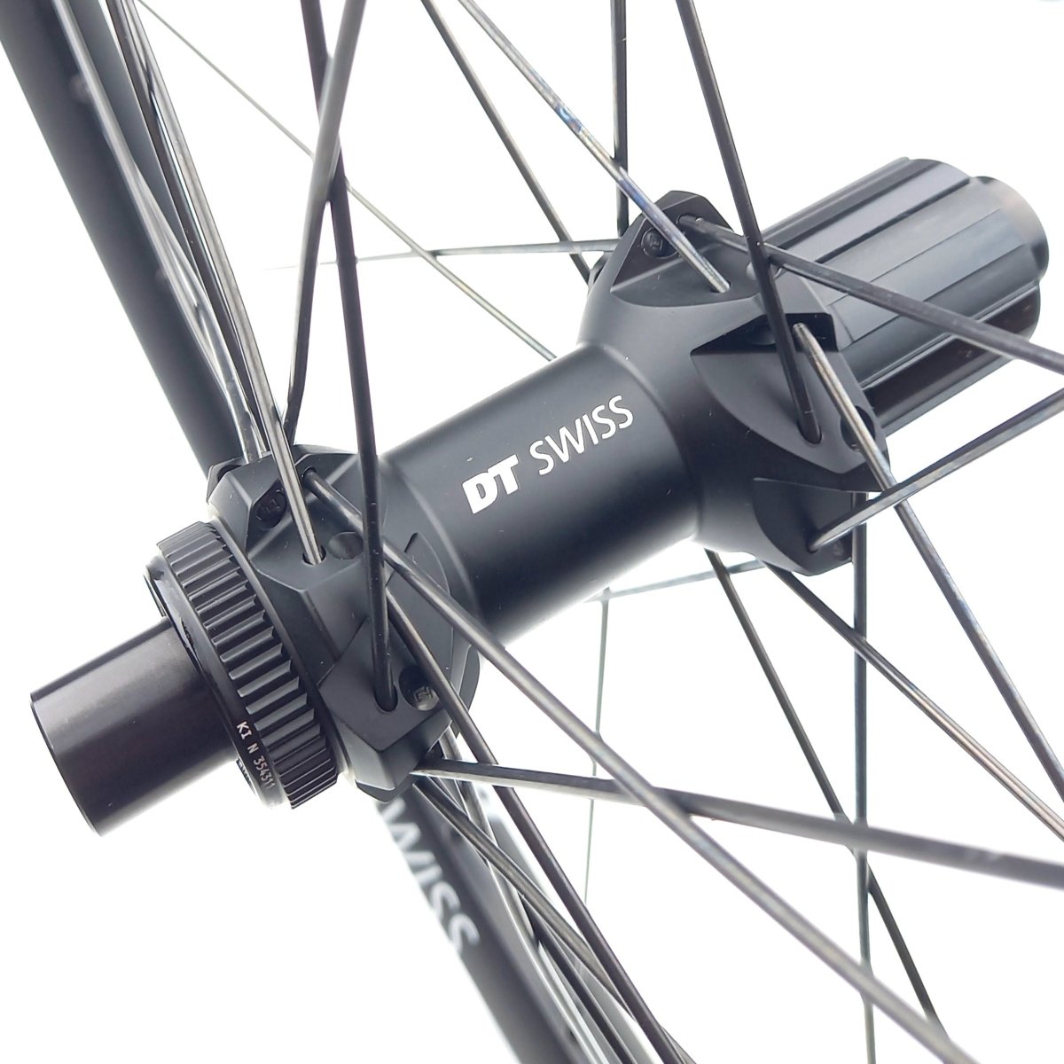 Inkl. 6-Loch Adapter: DT Swiss Laufradsatz E 1900 Spline 30 29 Zoll Centerlock Boost - RAAAD.de